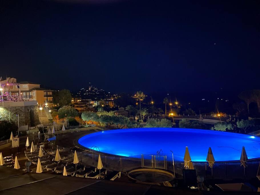 Apartment Apple Cap Esterel Saint-Raphael (Var)
